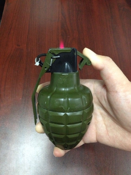 新疆博乐发现手雷式打火机[图]