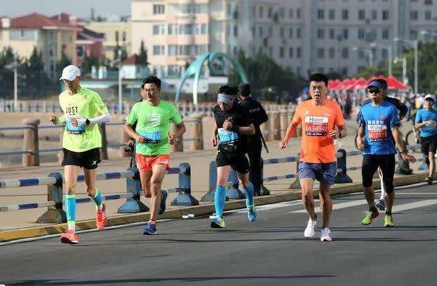 金属探测门保安全 青马跑友请看准安检入口